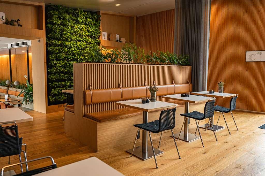 Hotel Oasia Aarhus City Ресторант снимка