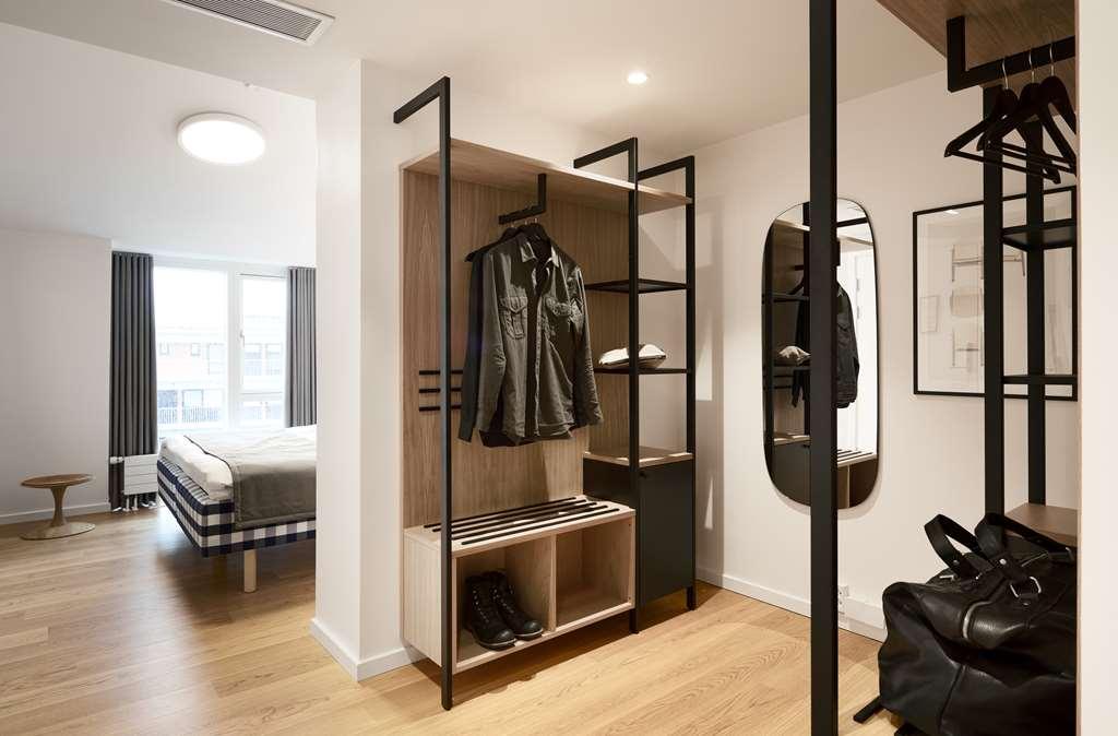 Hotel Oasia Aarhus City Стая снимка