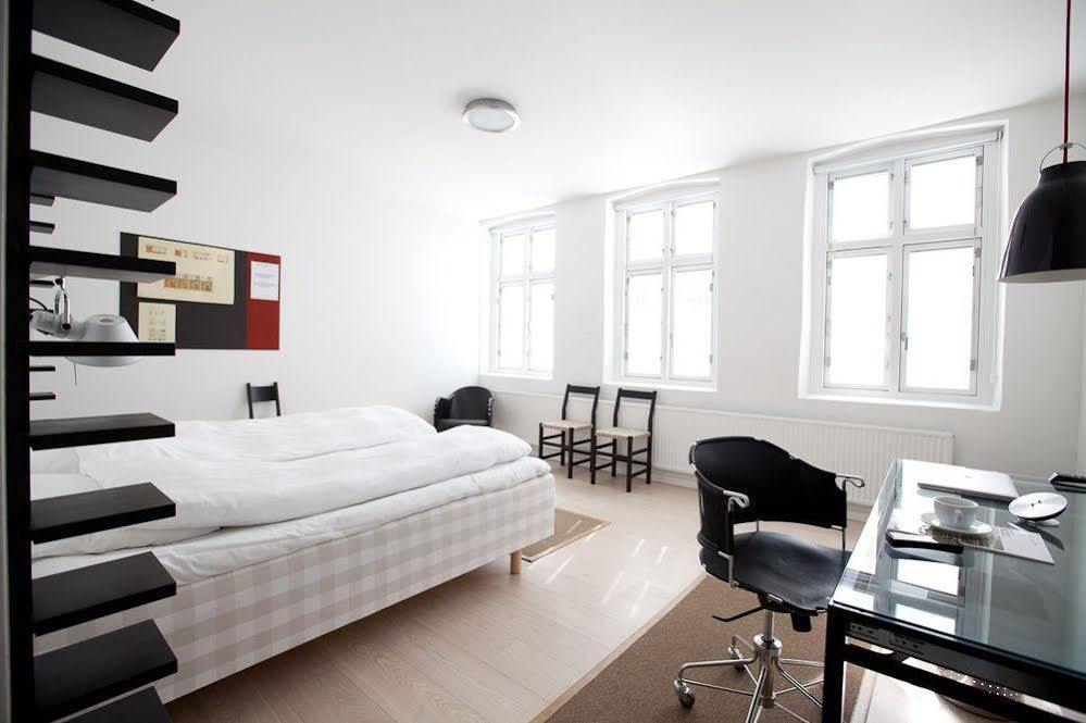 Hotel Oasia Aarhus City Стая снимка