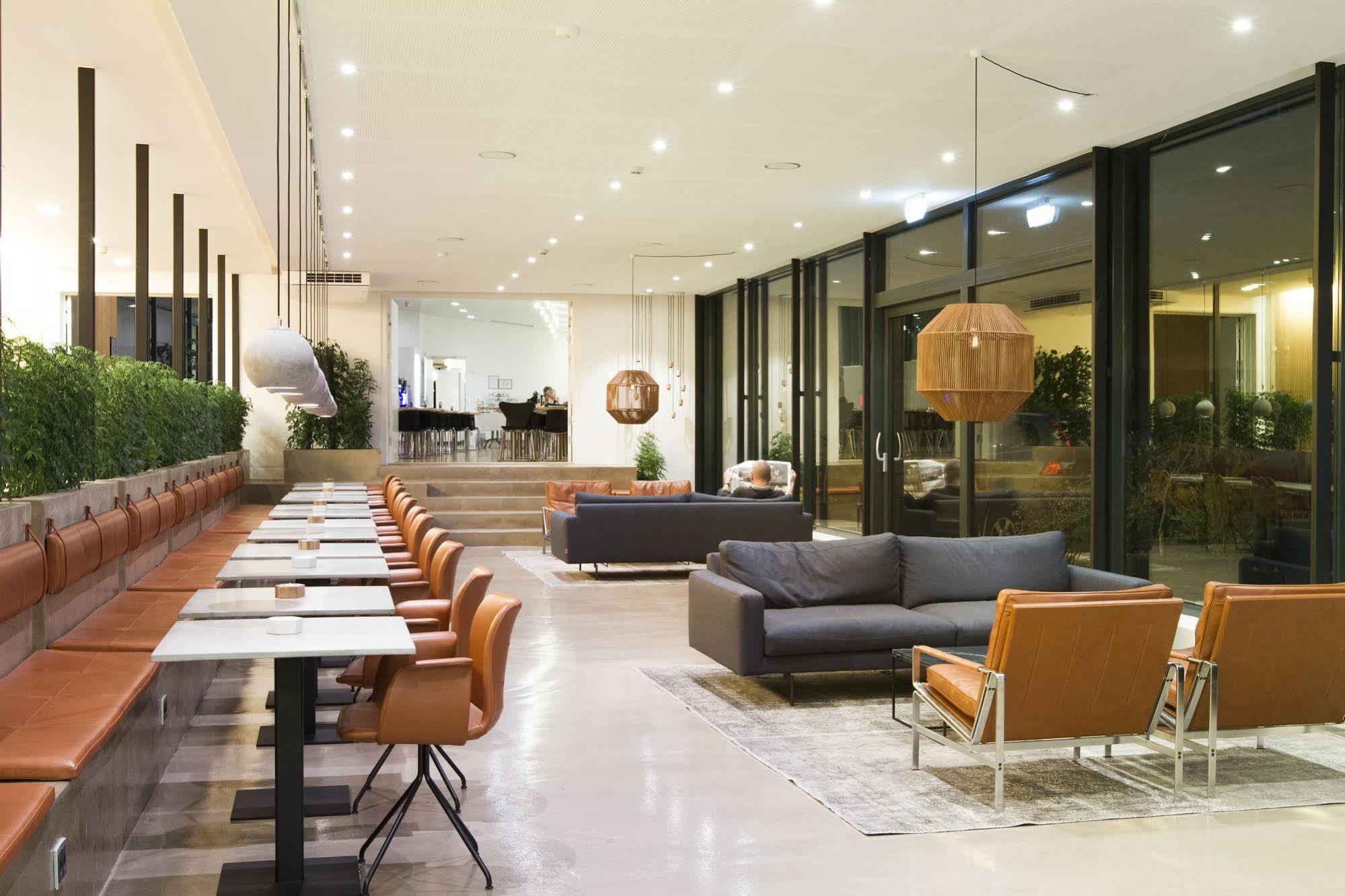 Hotel Oasia Aarhus City Екстериор снимка